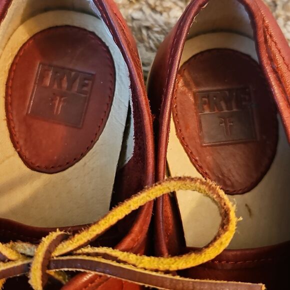 Frye Mindy Leather Sneakers Red Size 8 - Picture 8 of 9